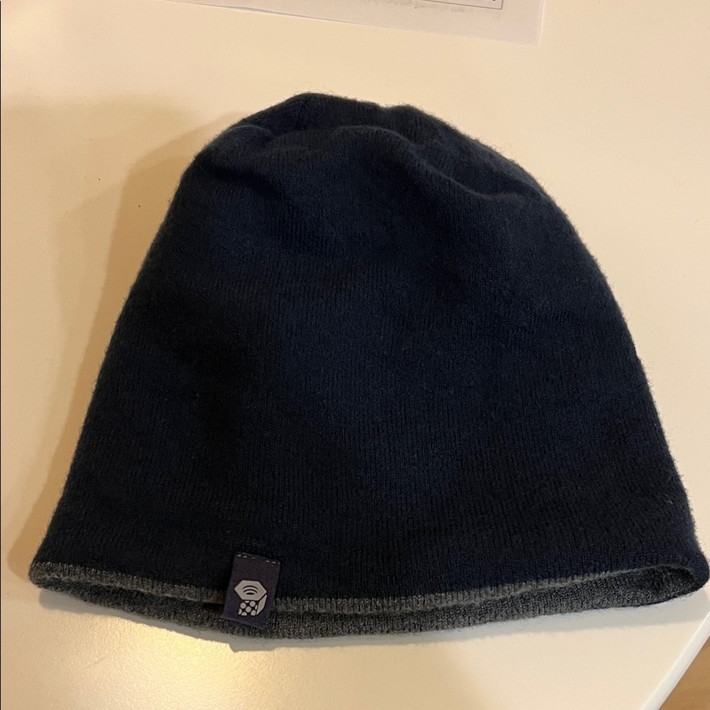 Mountain Hardwear Dark Blue Beanie